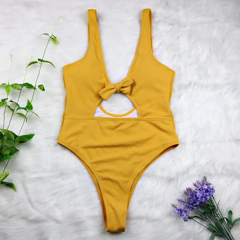 2020 Trending Hollow Backless One-Piece Swimsuit